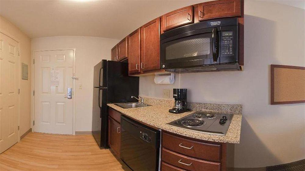 Candlewood Suites Houston Westchase - Westheimer By Ihg Экстерьер фото