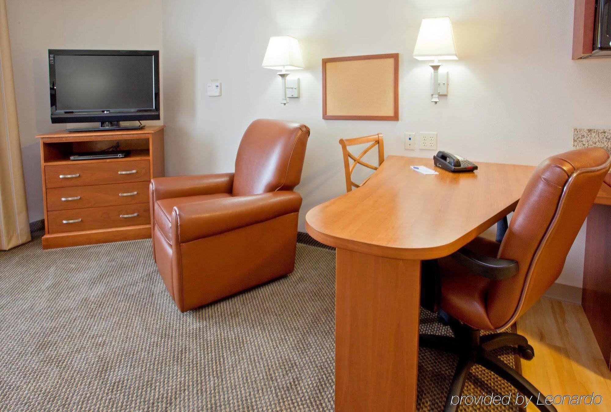Candlewood Suites Houston Westchase - Westheimer By Ihg Экстерьер фото