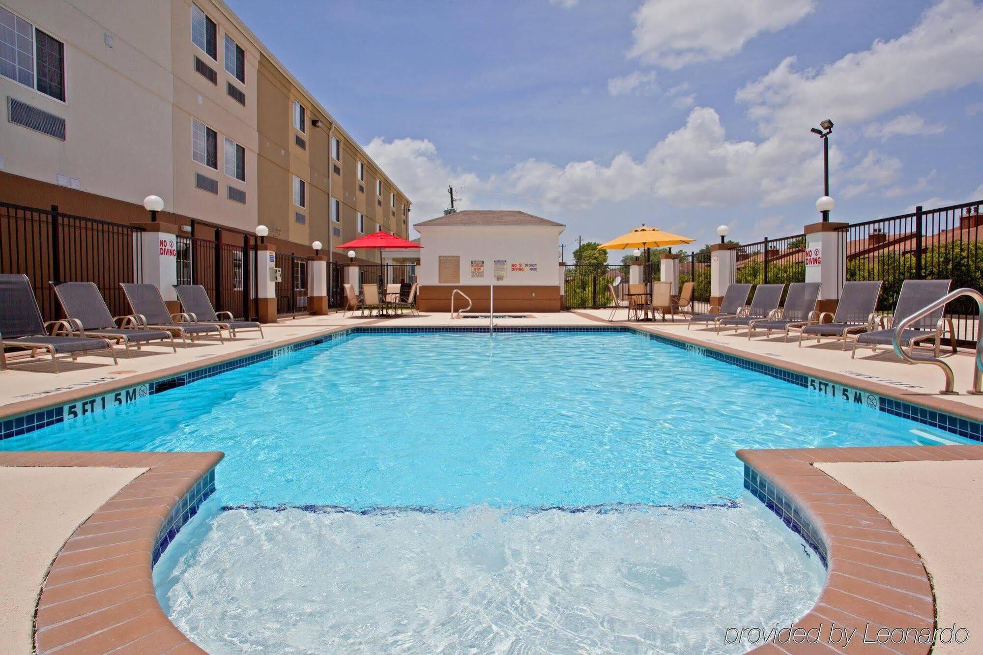 Candlewood Suites Houston Westchase - Westheimer By Ihg Экстерьер фото