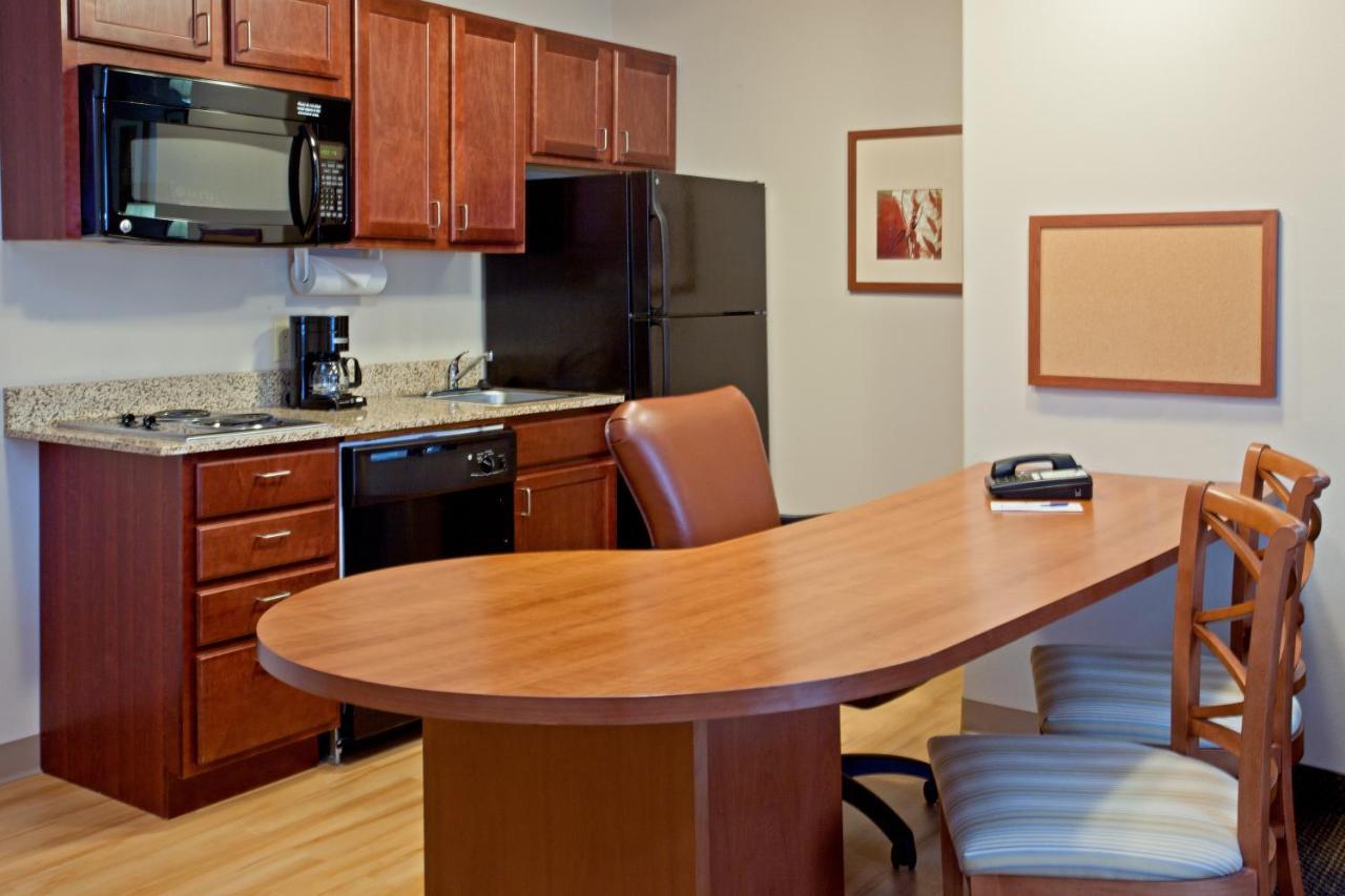 Candlewood Suites Houston Westchase - Westheimer By Ihg Экстерьер фото